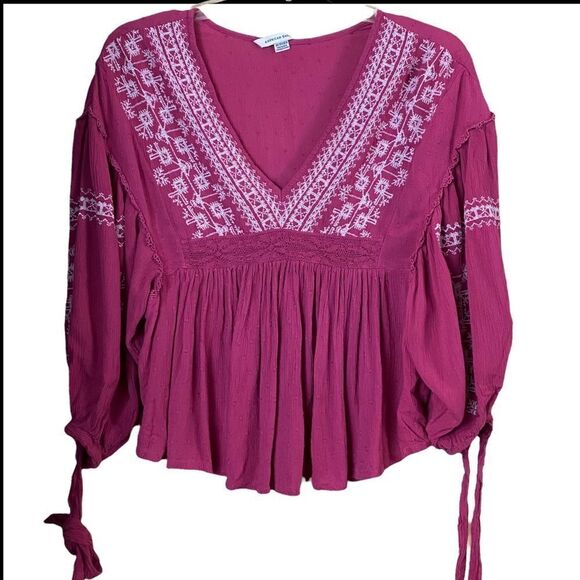 American Eagle Pink Boho Embroidered Top Size XS - Picture 2 of 9